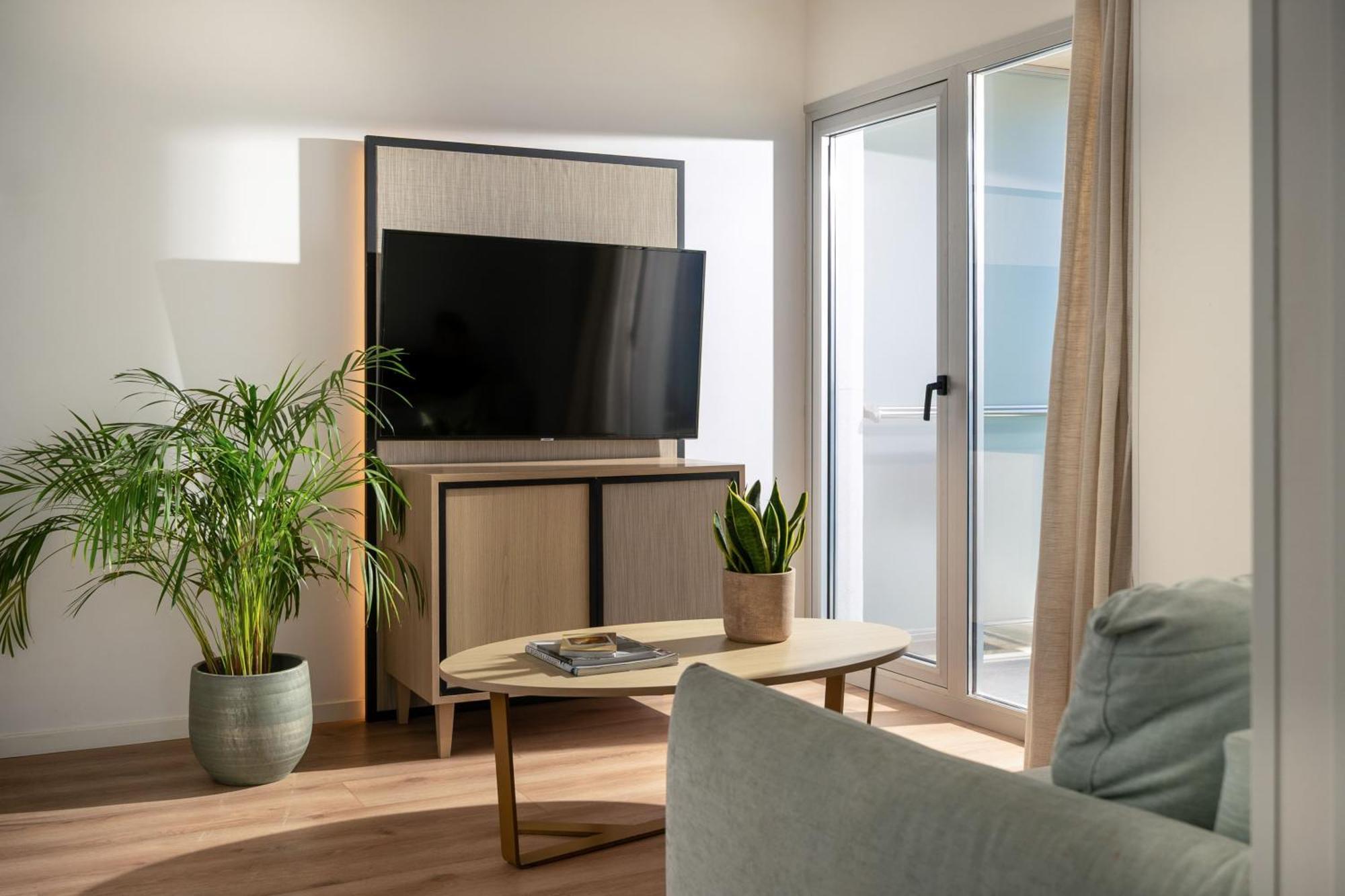 The Loft Connecting Room Sea View