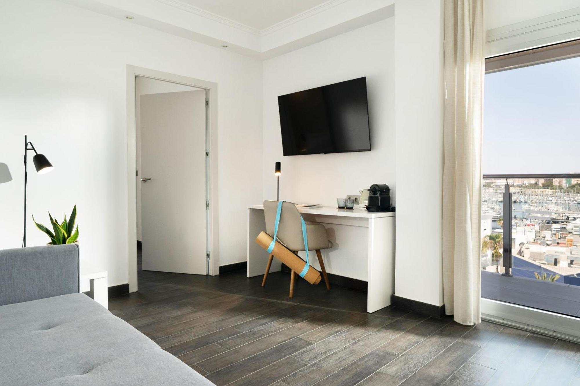 The Townhouse Port View